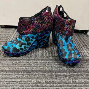 IRON FIST - WOMENS TREASURE BOX WEDGES IN TURQUOISE leopard sequin